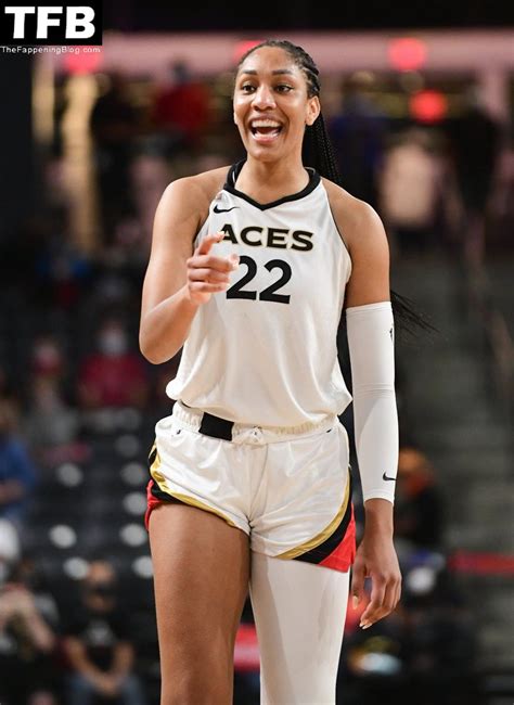 liz cambage leaked|OnlyFans